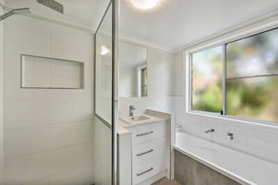 24 Stanmoore St, Rangeville, QLD 4350 Australia