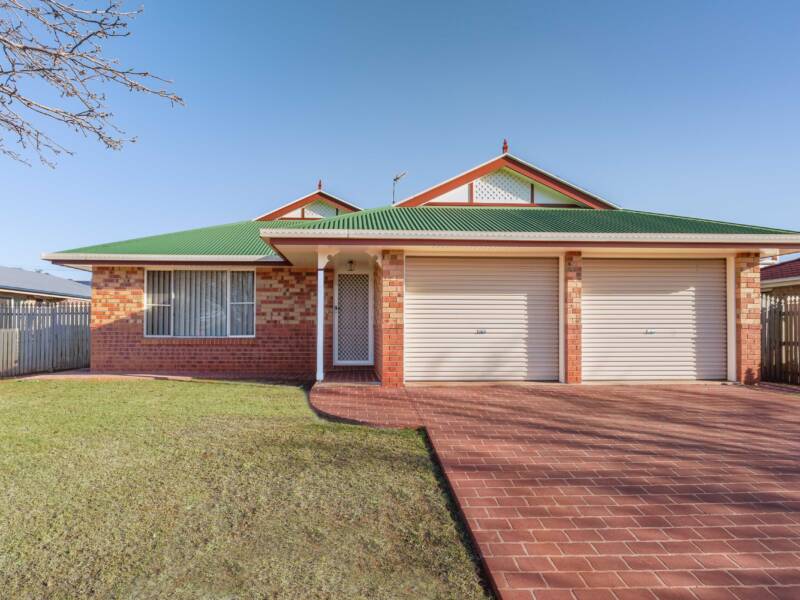 6 Lobwein Ct, Middle Ridge, QLD 4350 Australia