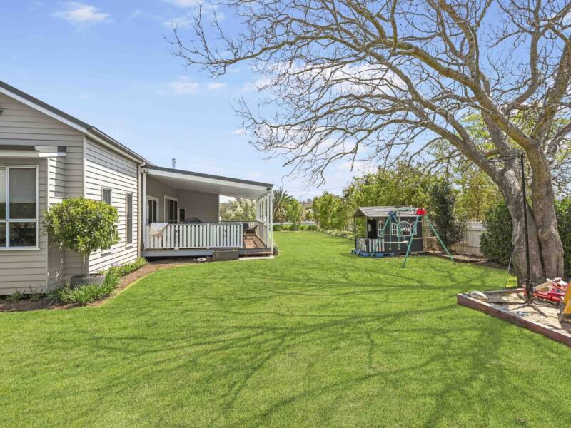 52 Rosevale St, Drayton, QLD 4350 Australia