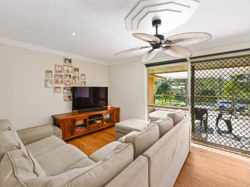 74 Hogg St, Rockville, QLD 4350 Australia