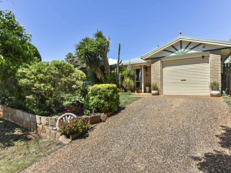 1 Todwana Ct, Glenvale, QLD 4350 Australia