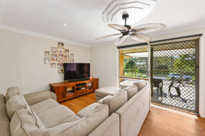 74 Hogg St, Rockville, QLD 4350 Australia