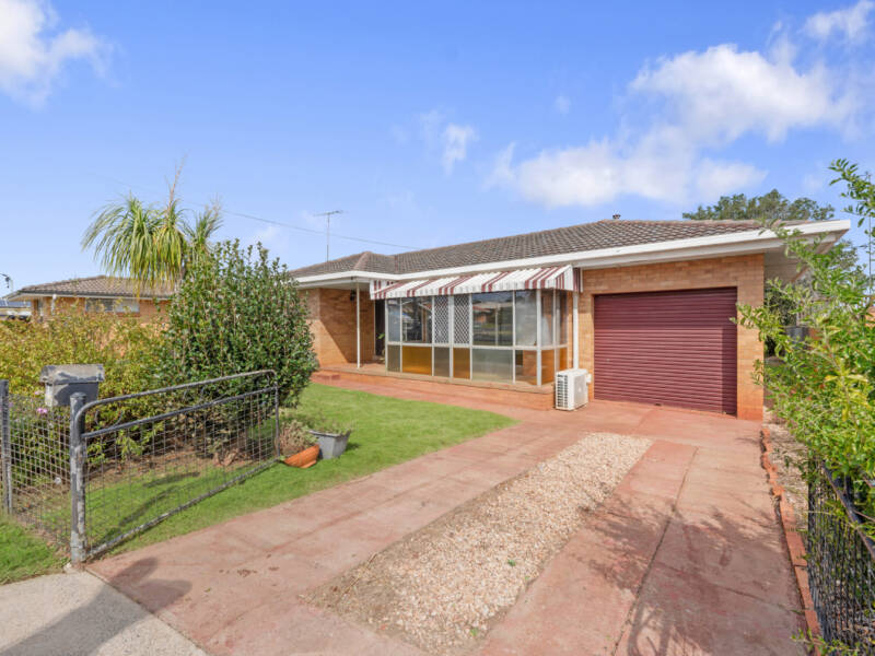 46 Fitzpatrick St, Wilsonton, QLD 4350 Australia