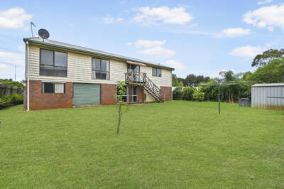 4 Kratzmann Ct, Kearneys Spring, QLD 4350 Australia