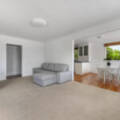 21 Flinders St, Centenary Heights, QLD 4350 Australia