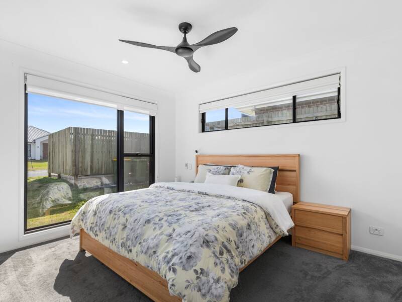 35 O'Neill Cct, Kearneys Spring, QLD 4350 Australia