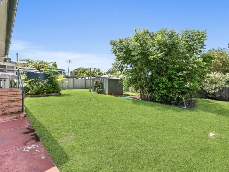 4 Coates St, Kearneys Spring, QLD 4350 Australia