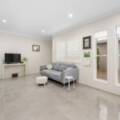 1/5a Hughes St, Centenary Heights, QLD 4350 Australia