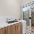 1/5a Hughes St, Centenary Heights, QLD 4350 Australia