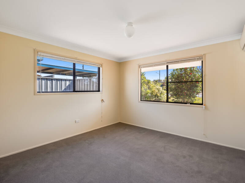 74 Jack St, Darling Heights, QLD 4350 Australia