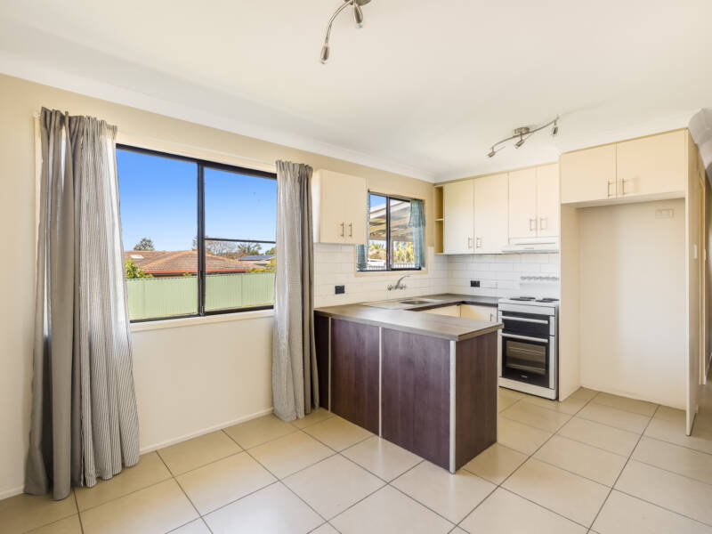 74 Jack St, Darling Heights, QLD 4350 Australia