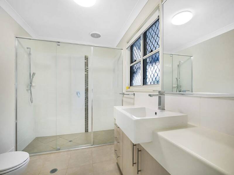 1/68 Alford St, Mount Lofty, QLD 4350 Australia