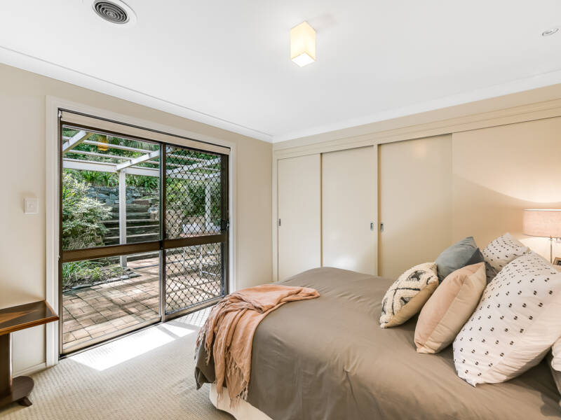 23 Amos Cres, Mount Lofty, QLD 4350 Australia
