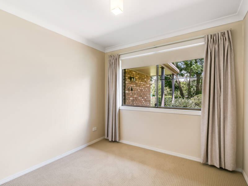 23 Amos Cres, Mount Lofty, QLD 4350 Australia