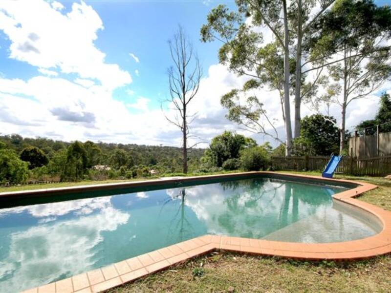 16 Murphys Creek Rd, Blue Mountain Heights, QLD 4350 Australia