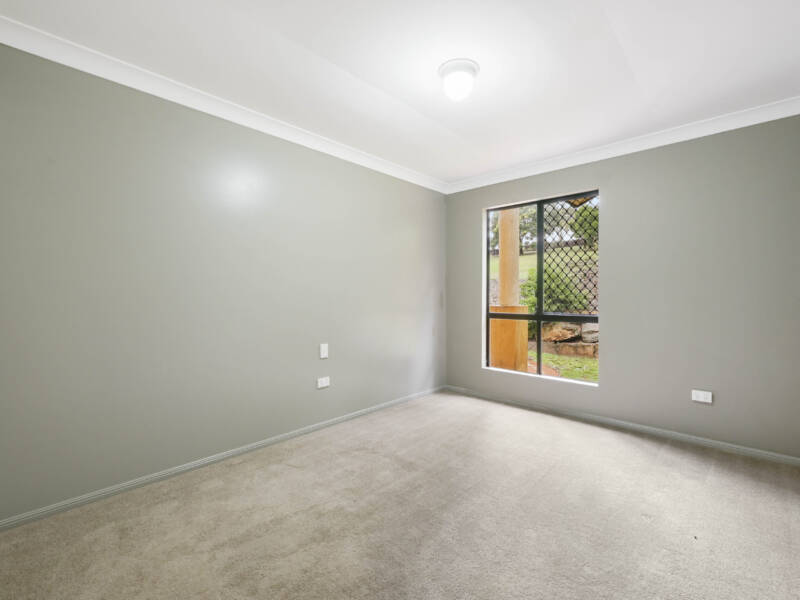 16 Murphys Creek Rd, Blue Mountain Heights, QLD 4350 Australia