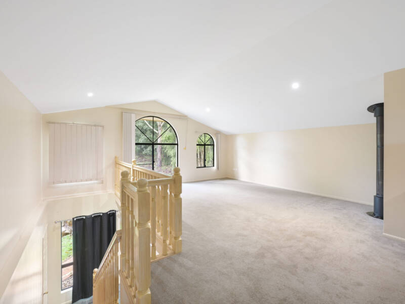 16 Murphys Creek Rd, Blue Mountain Heights, QLD 4350 Australia