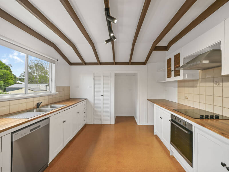 275 James St, Newtown, QLD 4350 Australia