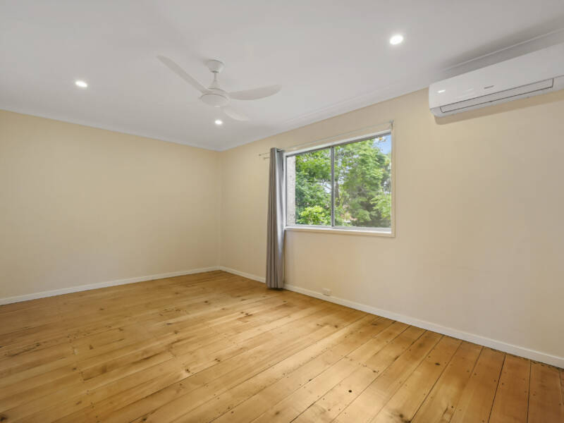 275 James St, Newtown, QLD 4350 Australia