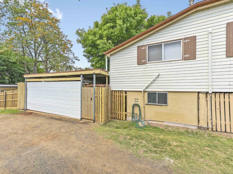 275 James St, Newtown, QLD 4350 Australia