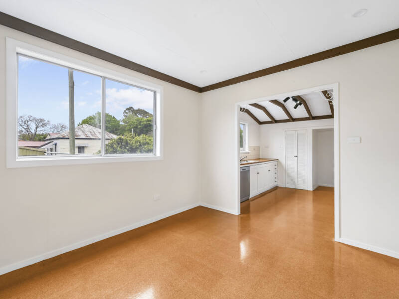275 James St, Newtown, QLD 4350 Australia