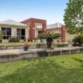 18 Howard St, Middle Ridge, QLD 4350 Australia