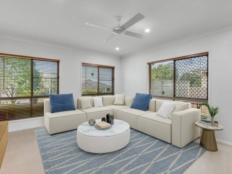 18 Howard St, Middle Ridge, QLD 4350 Australia