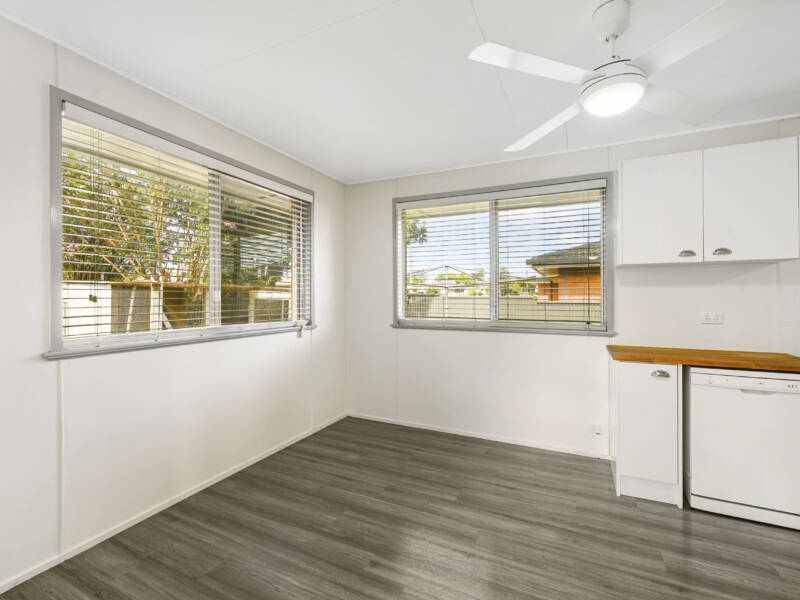 5 Barden Ct, Harristown, QLD 4350 Australia