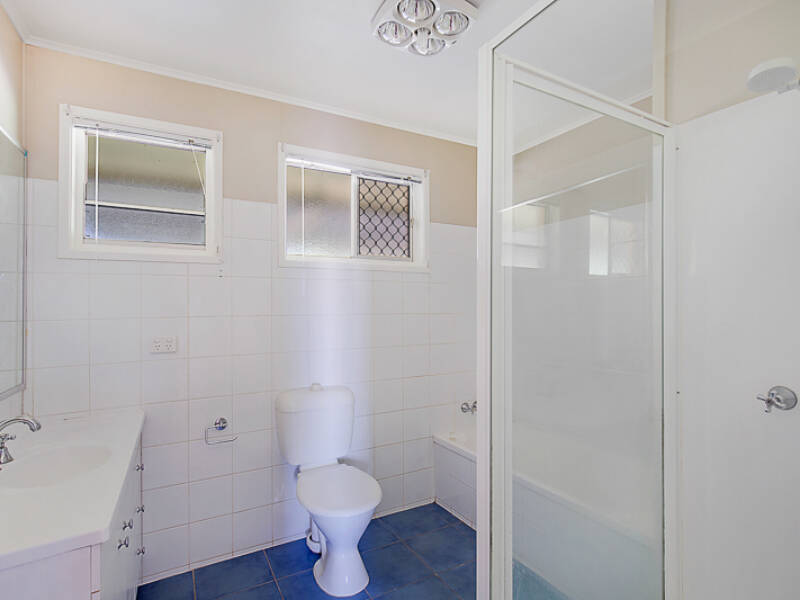 465 Stenner St, Harristown, QLD 4350 Australia