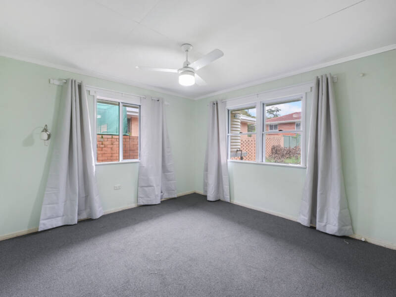 7 Rowe St, Centenary Heights, QLD 4350 Australia
