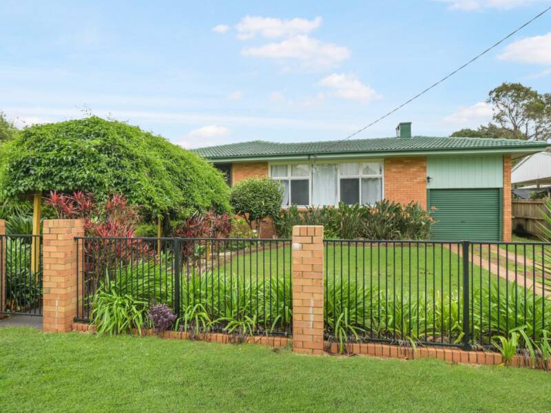 7 Rowe St, Centenary Heights, QLD 4350 Australia