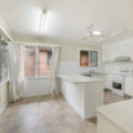 7 Rowe St, Centenary Heights, QLD 4350 Australia