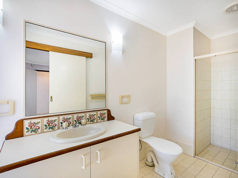 1 Calypso Cres, Middle Ridge, QLD 4350 Australia