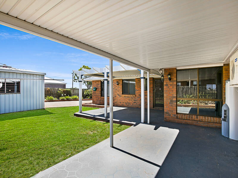 1 Calypso Cres, Middle Ridge, QLD 4350 Australia