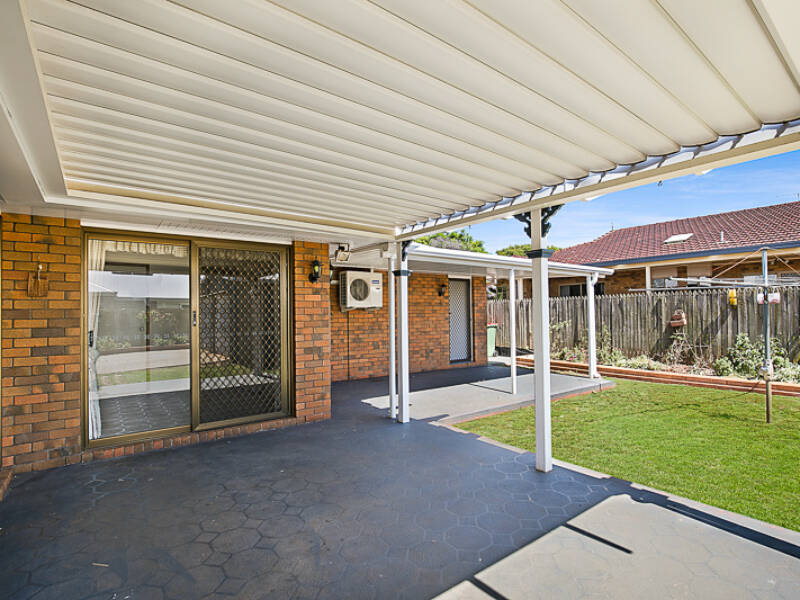 1 Calypso Cres, Middle Ridge, QLD 4350 Australia