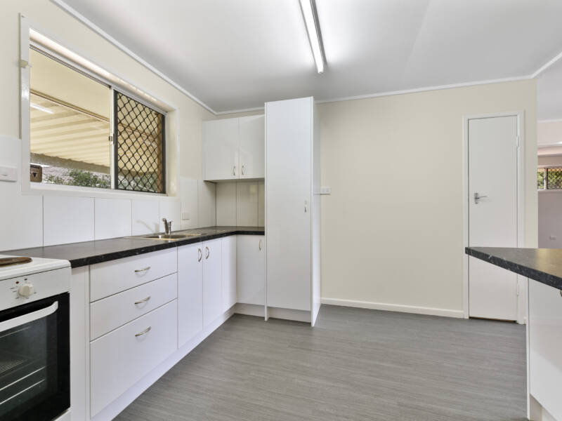 109 Drayton Rd, Harristown, QLD 4350 Australia