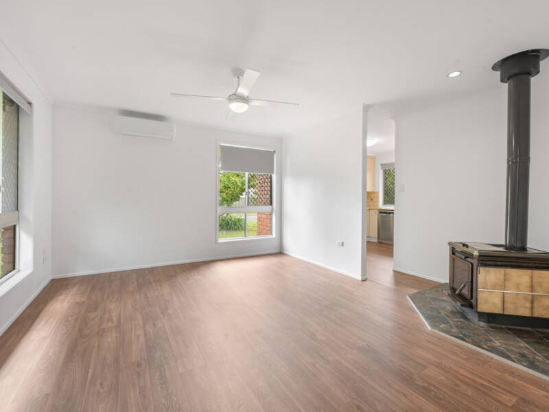 4 Matthews St, Harristown, QLD 4350 Australia