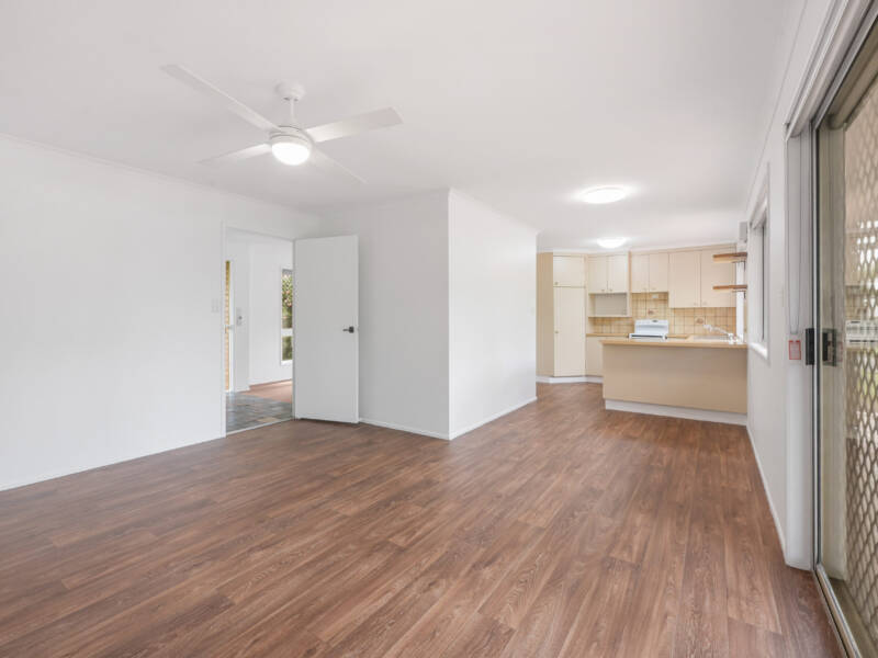 4 Matthews St, Harristown, QLD 4350 Australia