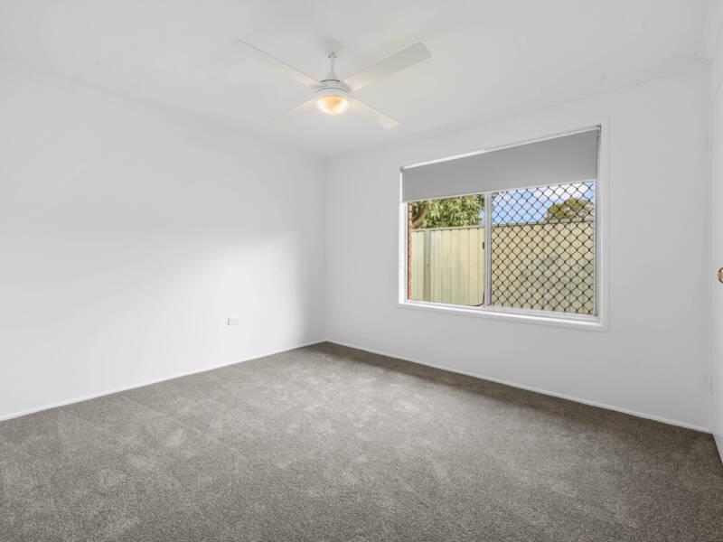 4 Matthews St, Harristown, QLD 4350 Australia