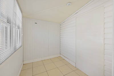 8 McCarthy St, Newtown, QLD 4350 Australia