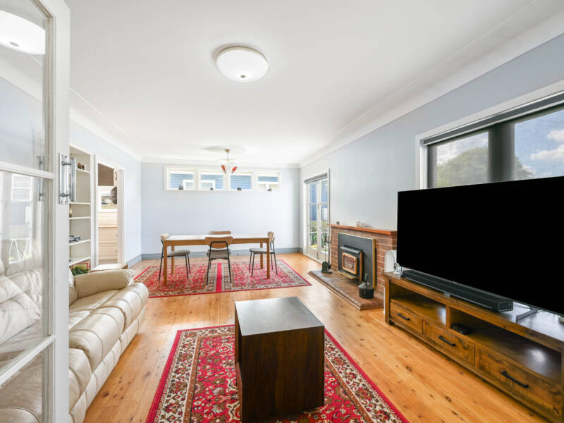 13 Lloyd St, Harristown, QLD 4350 Australia