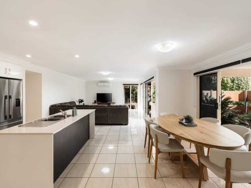 19 Fallon Dr, Middle Ridge, QLD 4350 Australia