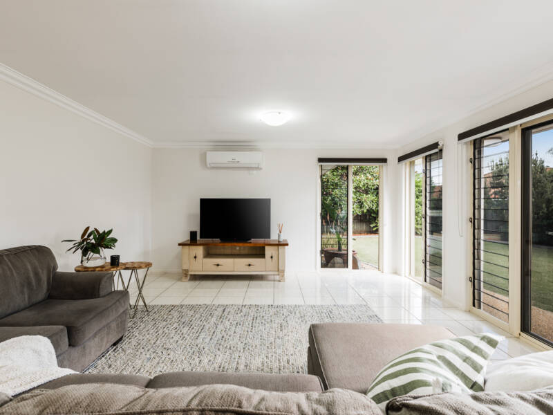 19 Fallon Dr, Middle Ridge, QLD 4350 Australia