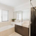 19 Fallon Dr, Middle Ridge, QLD 4350 Australia