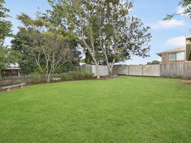 13 Black Ct, Wilsonton, QLD 4350 Australia