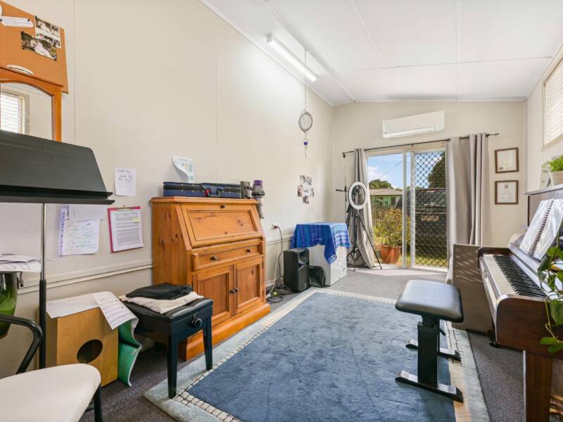 16 Dalgleish St, South Toowoomba, QLD 4350 Australia