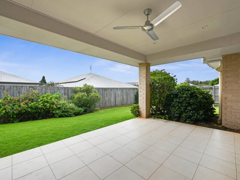 16 Pugh St, Middle Ridge, QLD 4350