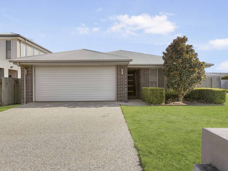 3 Abbey St, Cranley, QLD 4350 Australia
