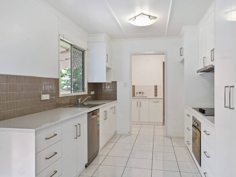 315 Bridge St, Newtown, QLD 4350 Australia