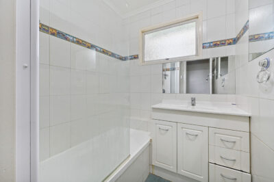 315 Bridge St, Newtown, QLD 4350 Australia
